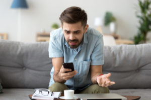 元彼に連絡してしまった…!復縁を遠ざけるlineやメールとは?