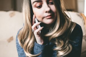 元カノの話を聞きたくないのにしてくる男の心理って?うまく伝えてやめてもらう方法&彼の本音の見抜き方