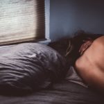 失恋で寝れない!脳科学的な原因&快眠を促す心と体のセルフケア&次のステップに進むためにすべきこと