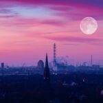 ストロベリームーンは願いごとを叶えてくれる月！復縁や恋愛成就と運気アップで幸せになる   