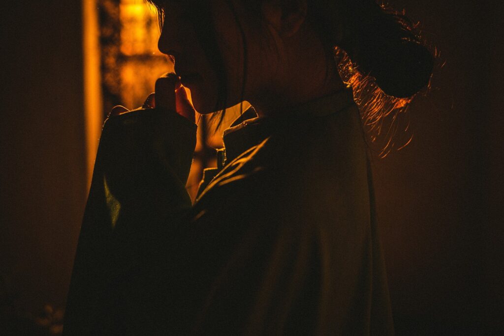 会いたい人に会えないときの辛い気持ちはどうしたらいい？気持ちを癒す基本的な考え方と相手に追わせる女性になるためにすべきこと